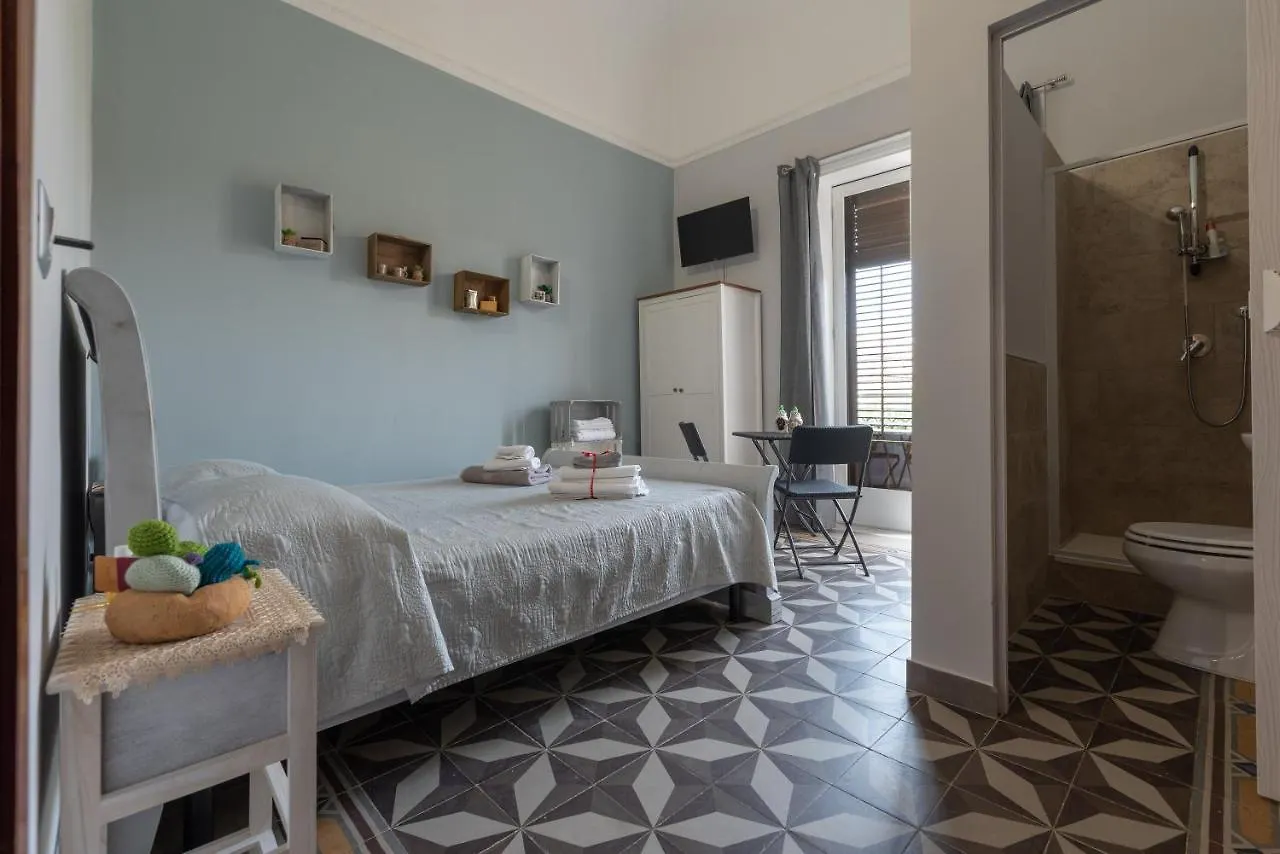 Mag Guest House Palermo 2*,  Italia