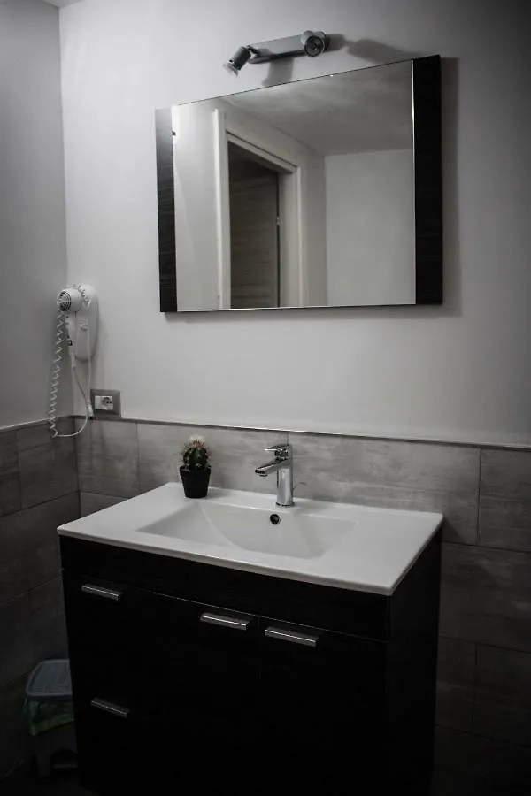 Mag Guest House Palermo 2*,  Italia